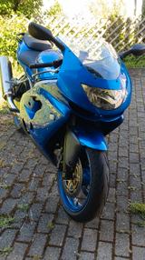 Kawasaki ZX9R TÜV+Reifen neu - Offers