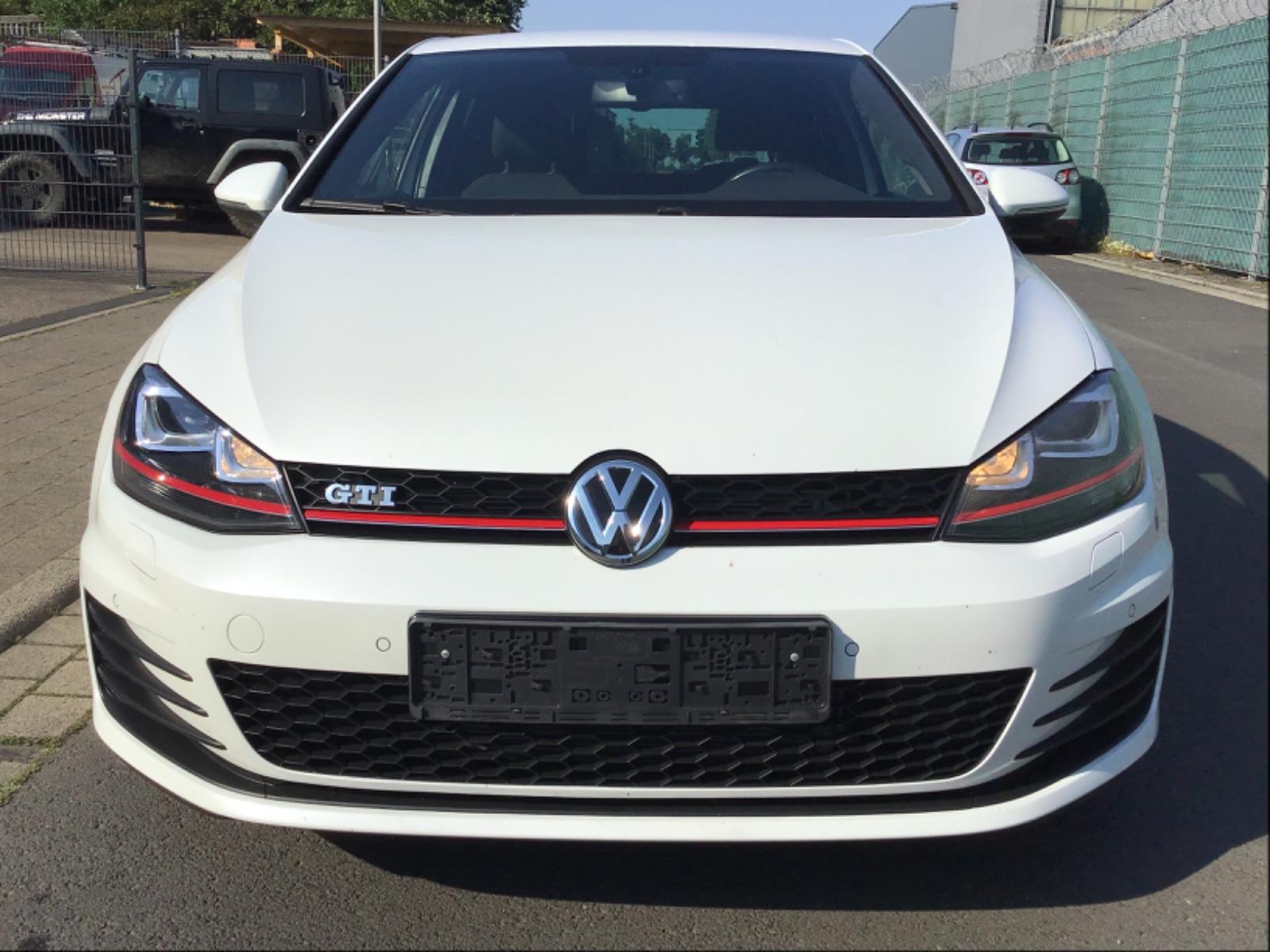 Volkswagen Golf VII Lim. GTI BMT Scheckheft+19"Zoll+Navi