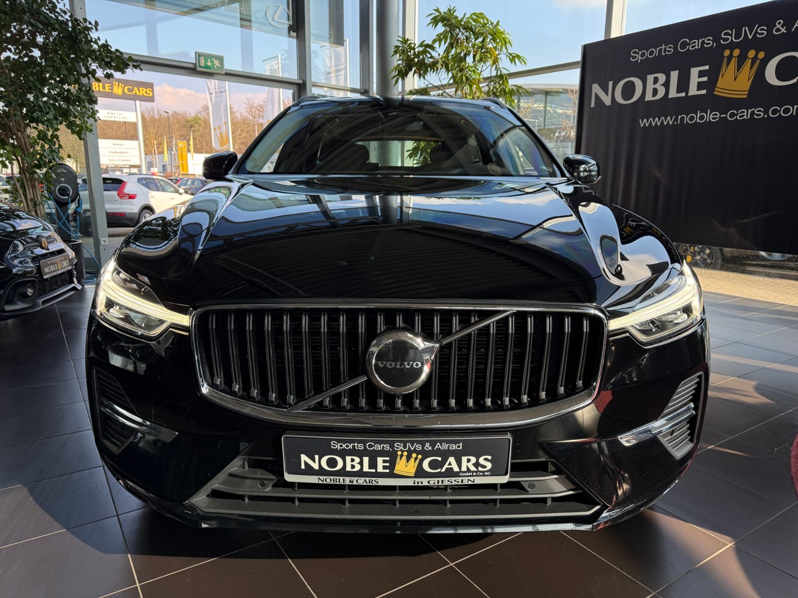 Fahrzeugabbildung Volvo XC60 Momentum Pro AHK LED RFK