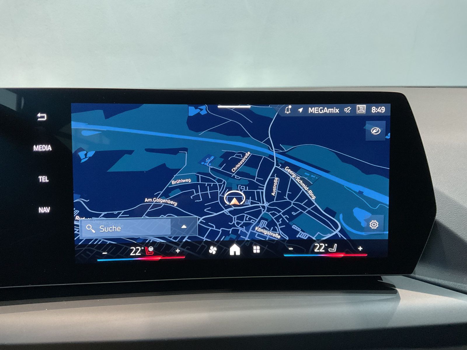 Fahrzeugabbildung BMW 116 Komfortzugang, AHK, Lenkradhzg. DAB LED