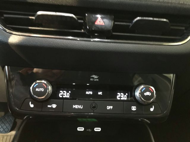 Fabia Style 1.0 TSI 6-Gang*NAVI*16Zoll*SHZ*