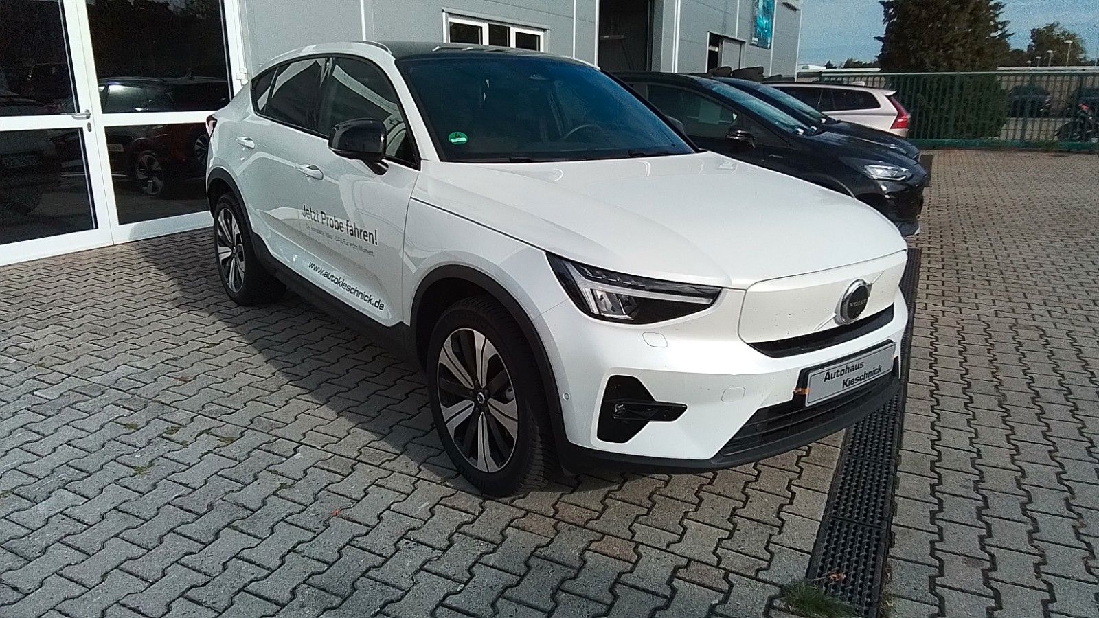 Fahrzeugabbildung Volvo C40 Recharge Pure Electric Ultimate Single M