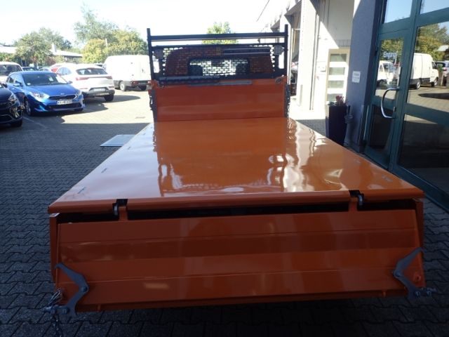 Fahrzeugabbildung Piaggio Porter NP6 Meiller 3-Seitenkipper TWB 325 LPG LR