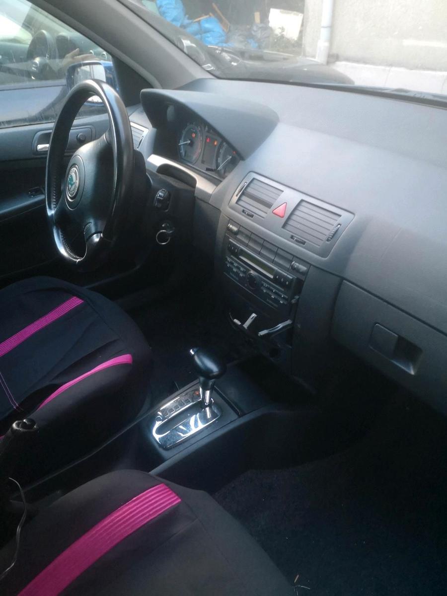 Skoda Fabia 2006 — photo 8