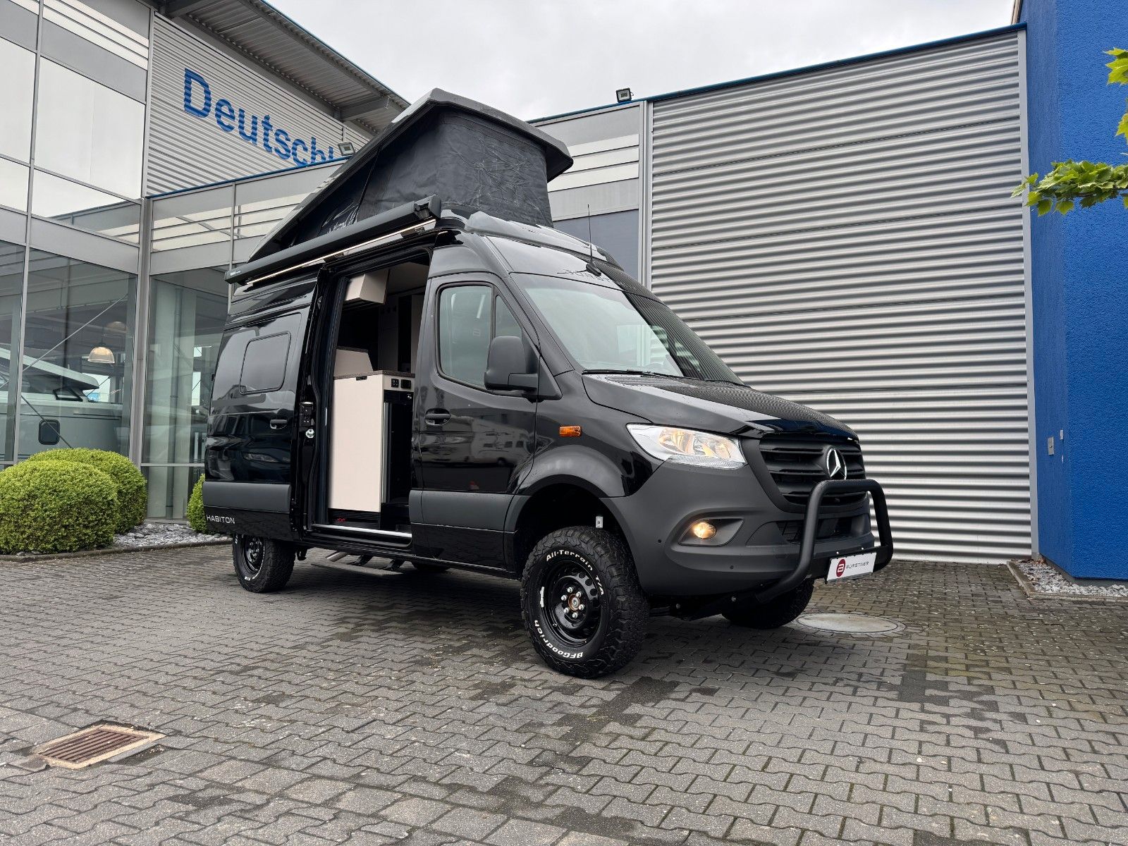 Fahrzeugabbildung Bürstner Habiton HMX 4x4 Schlafdach SIE SPAREN € 8.008,-!