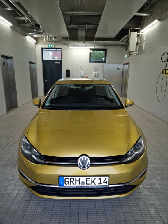 Image of Volkswagen Golf