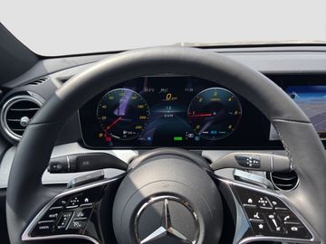 Mercedes E 220 - 11