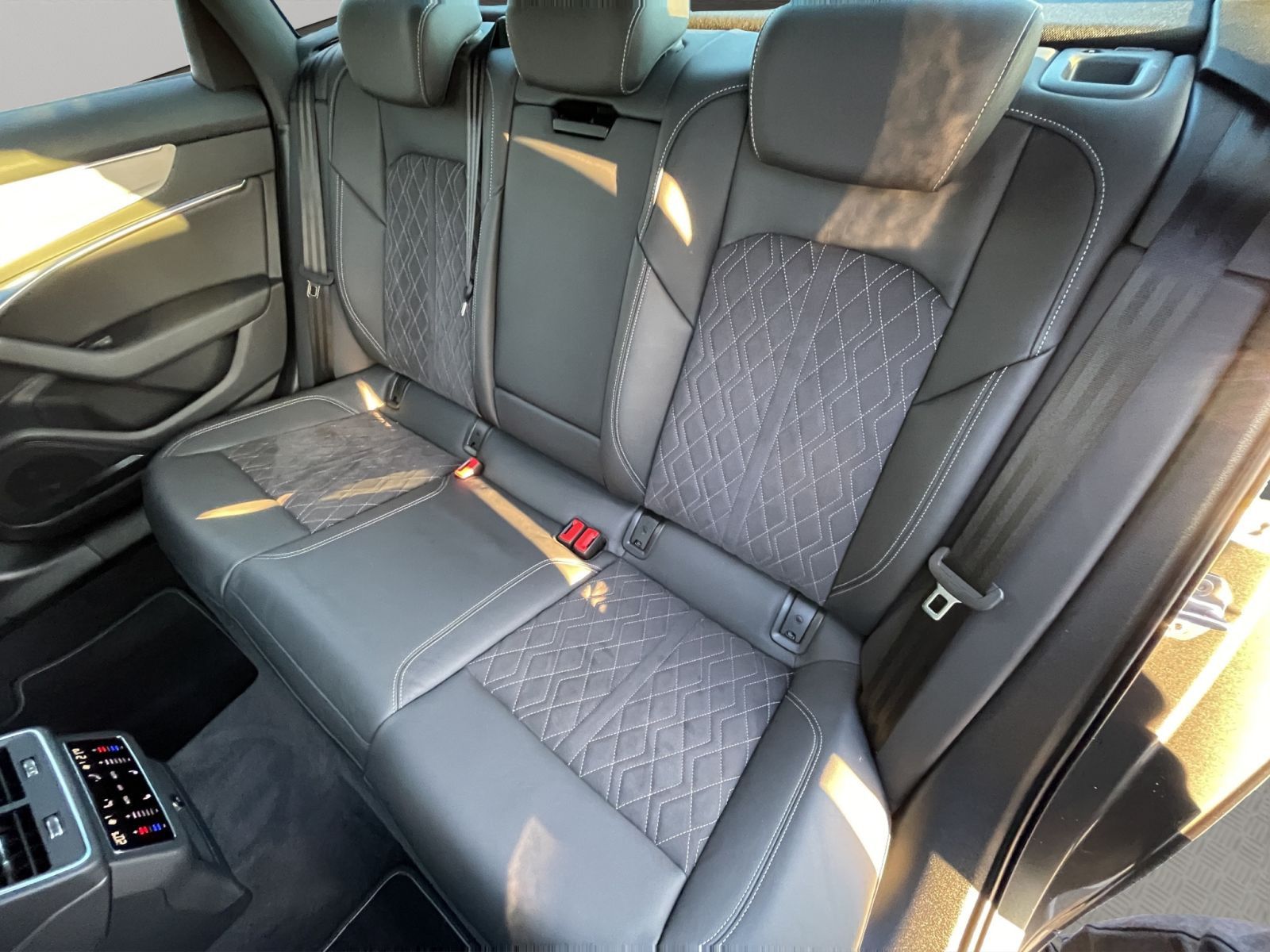 Audi S6 - Bild 16
