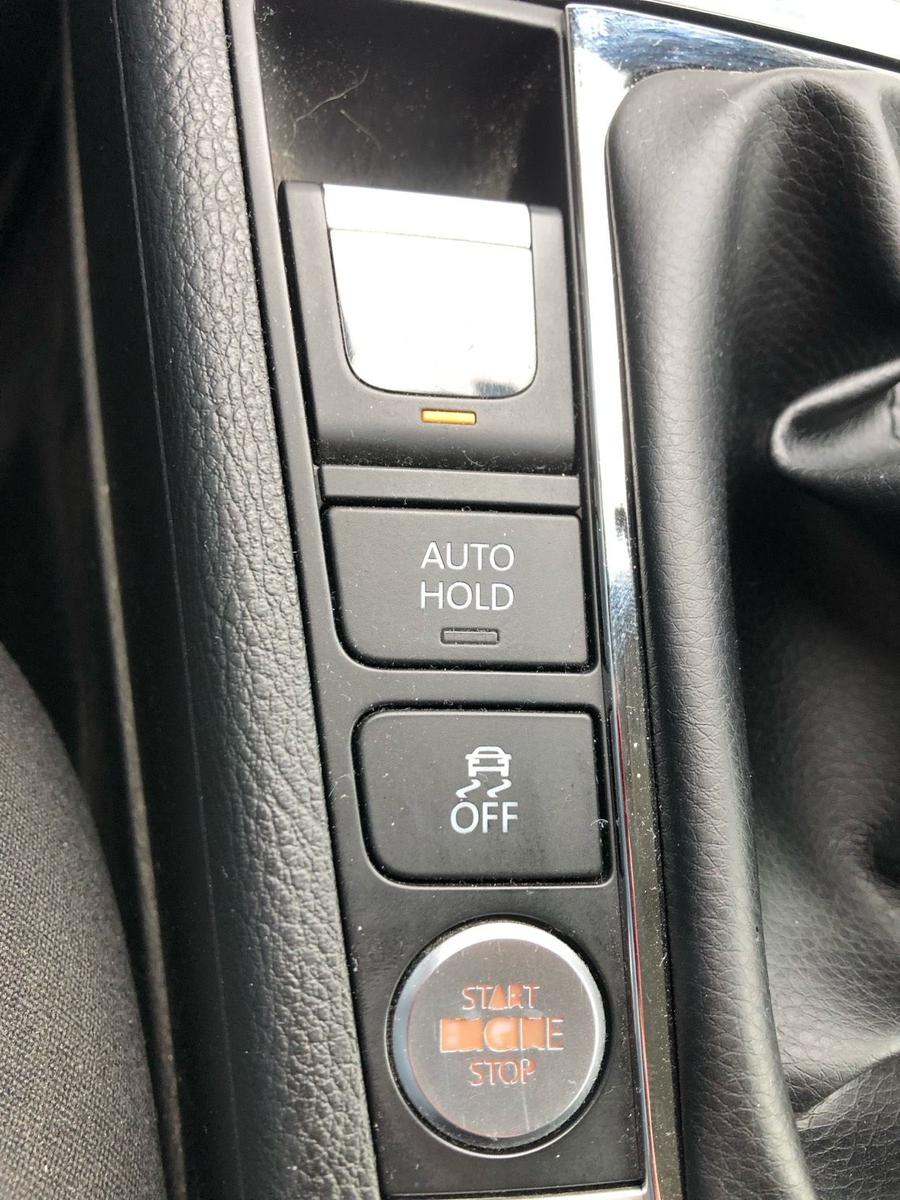 Volkswagen Passat 2011 — photo 12