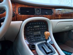 Fahrzeugabbildung Jaguar Daimler 4.0 Super V8 *MwSt. / LWB / Voll*