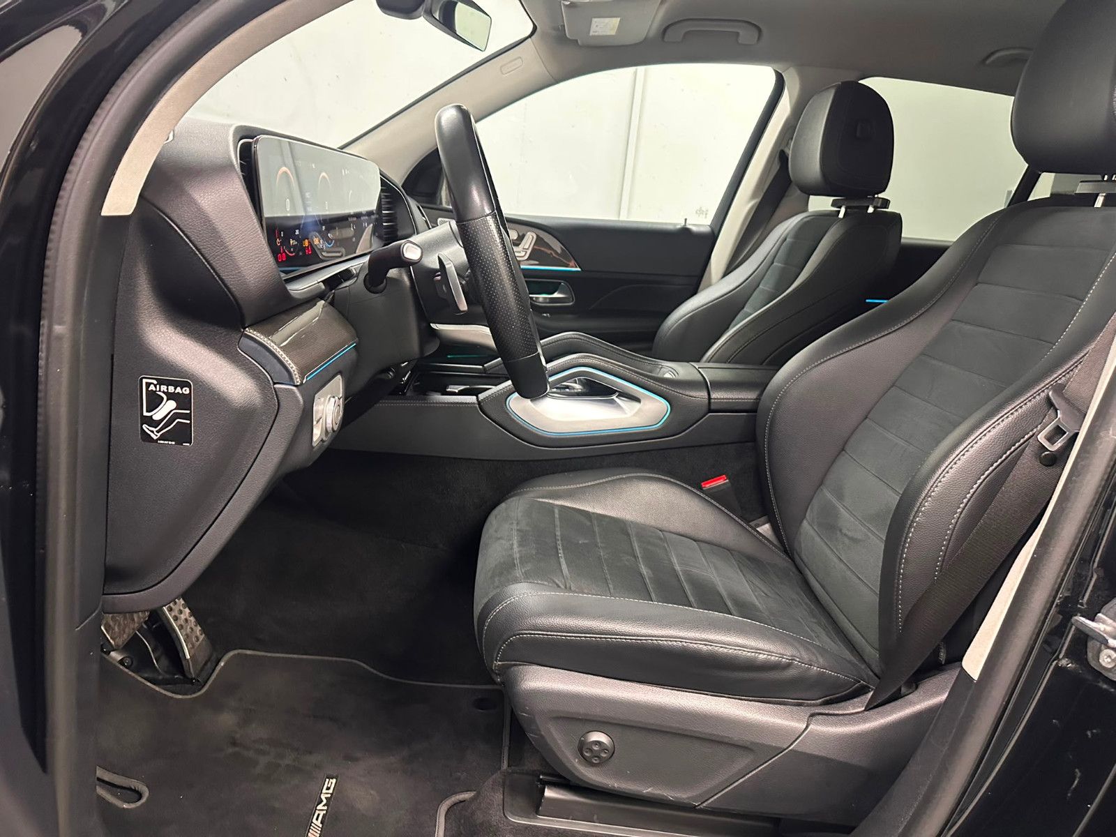 Fahrzeugabbildung Mercedes-Benz GLE 350 de 4MATIC *AMG-LINE*DISTRO*AHK*KEYLESS*