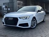 Audi A4 210KW 3xS-Line *Pano*KeyLess*Massage*