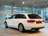 Audi A4 Avant Ambition*KLIMAAUT.*Bi.X*SHZ*STH*PDC*LED - Audi A4 aus 2010: Kombi