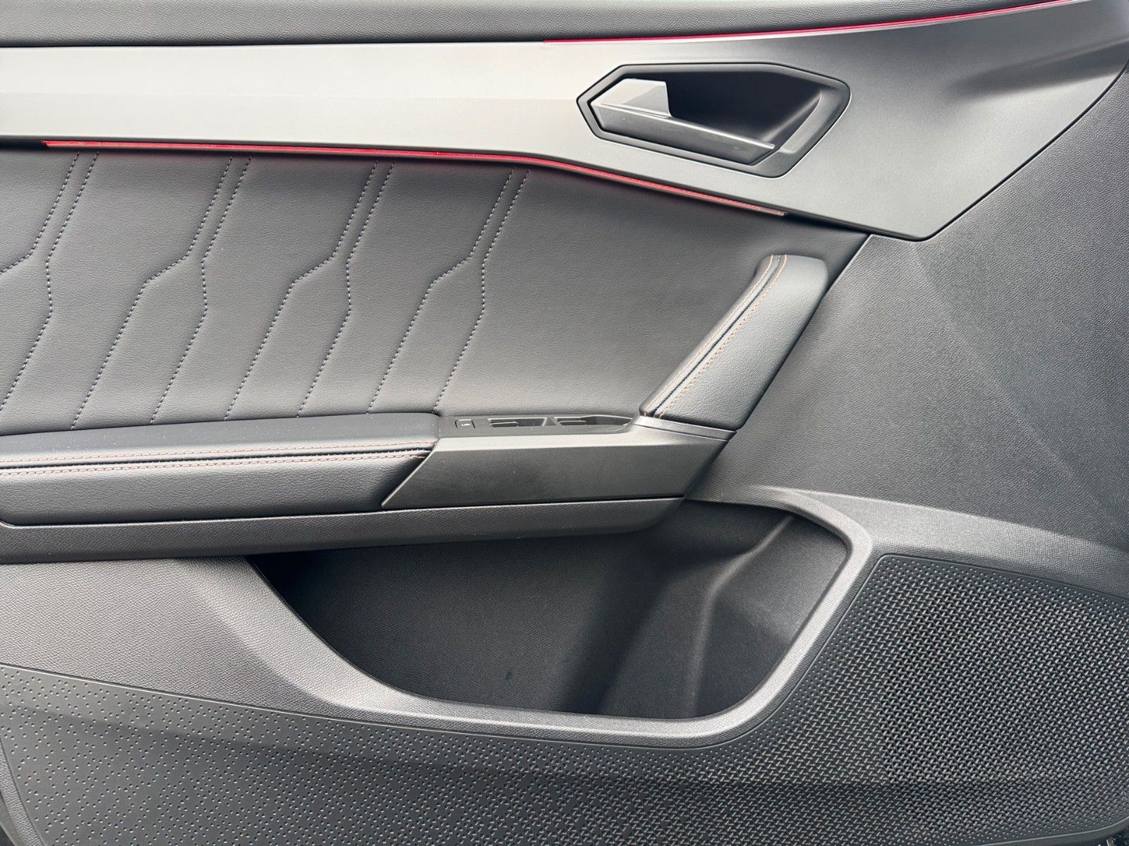 Fahrzeugabbildung CUPRA Formentor 1.5 TSI