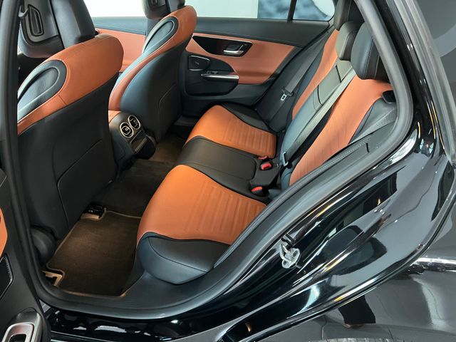 Fahrzeugabbildung Mercedes-Benz C 300 d T-Modell AMG-Line/Head-up/AHK/360°