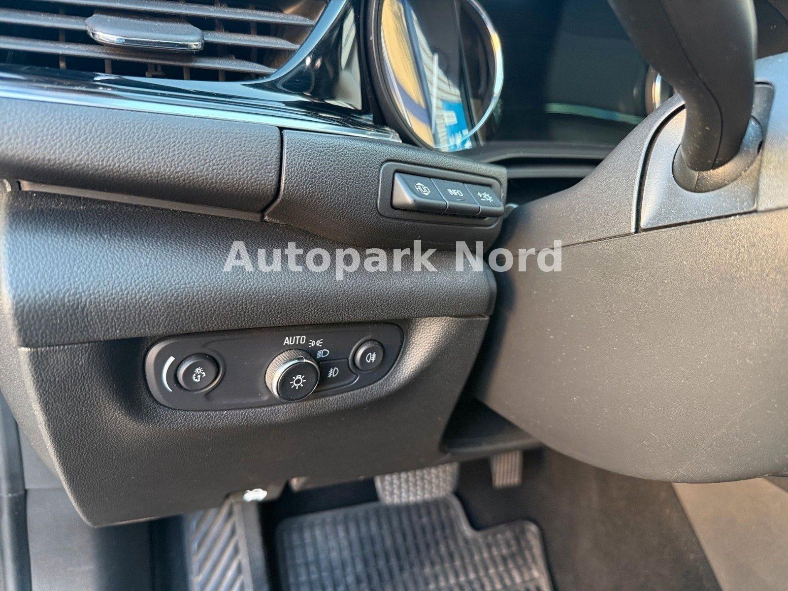 Opel Insignia 2.0 BiTurbo ST Innovation 4x4 Aut - AHK