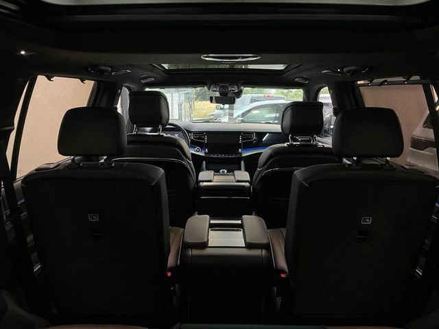 Fahrzeugabbildung Jeep GRAND WAGONEER OBSIDIAN 6.4L V-8  SOFORT!!!