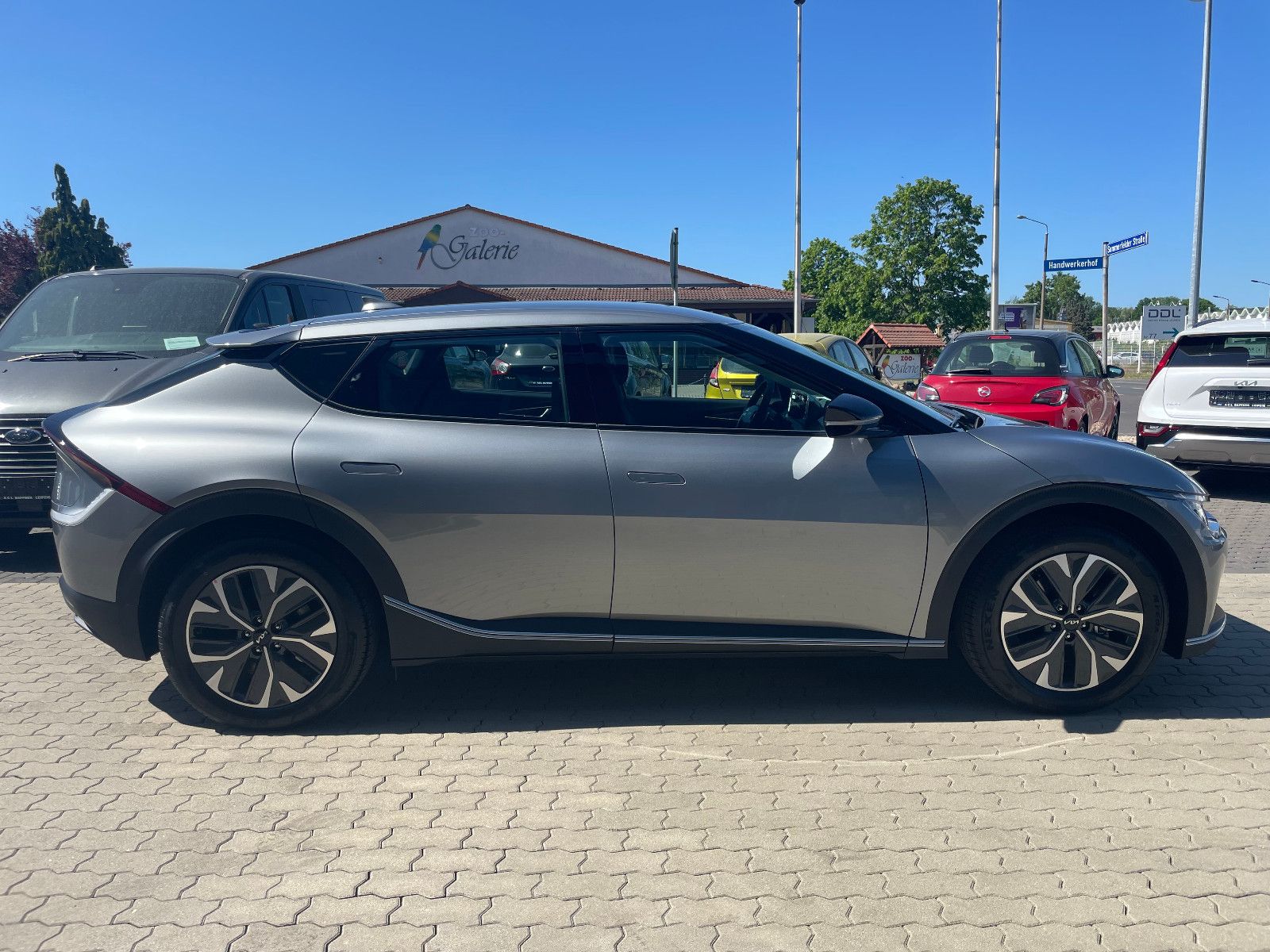 Fahrzeugabbildung Kia EV6 Basis 4WD/LED/Kamera/Winterpaket UVP 57.970€
