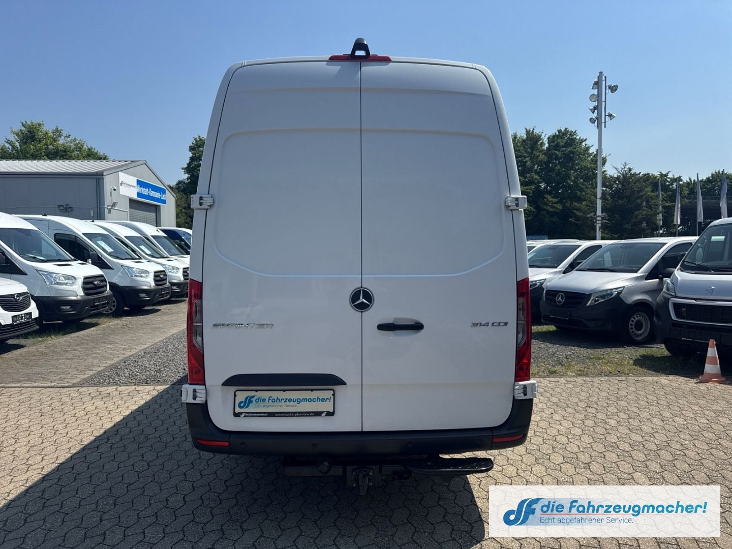 Fahrzeugabbildung Mercedes-Benz Sprinter MAXI MIXTO 314CDI Kamera AHK Navi Apple