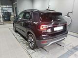 Volkswagen T-Cross MOVE 1.0 TSI DSG - VW T-Cross in Nürnberg