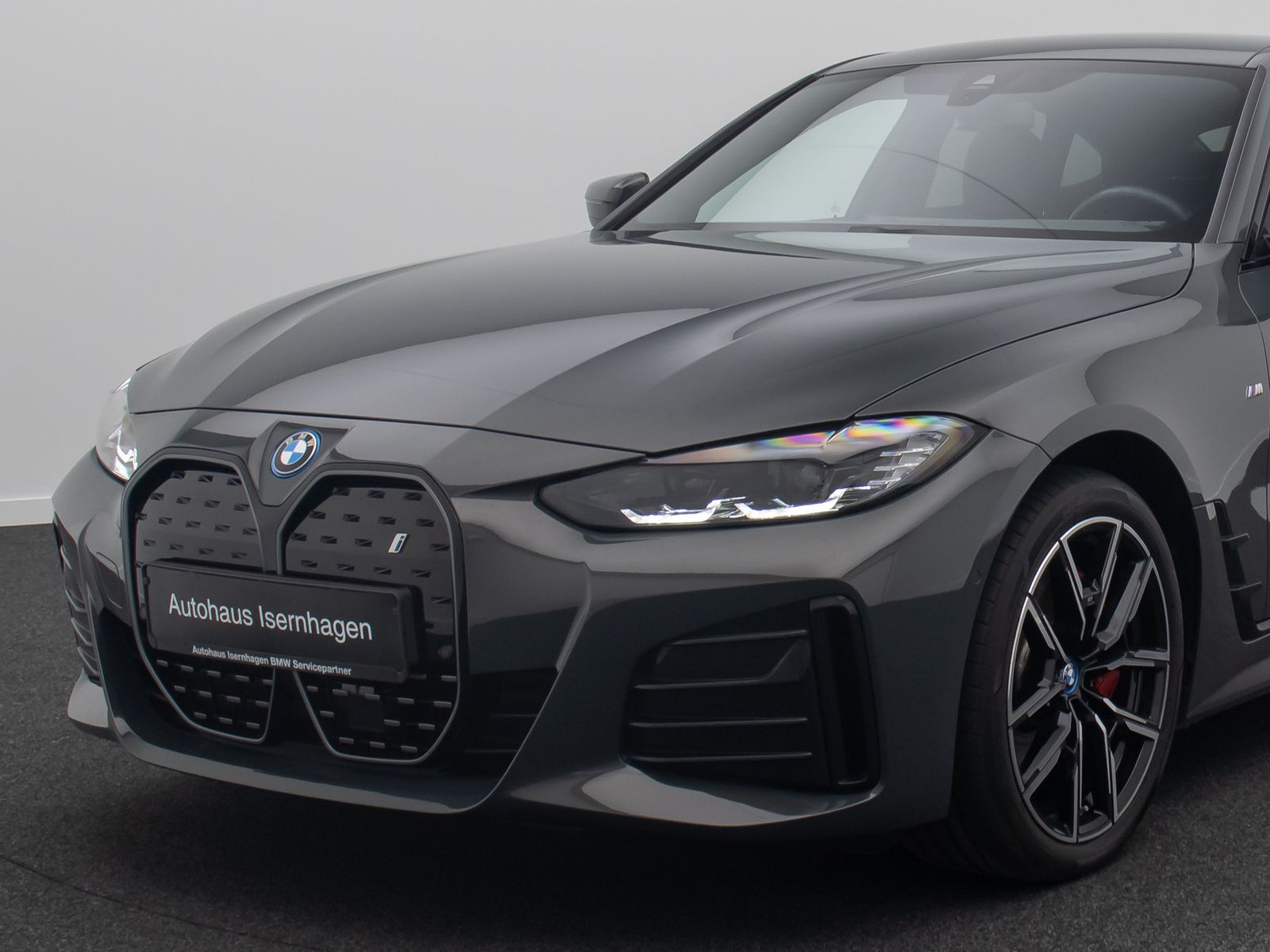 Fahrzeugabbildung BMW i4 eD35 M Sport GC Kamera DAB Widscreen 19Zoll