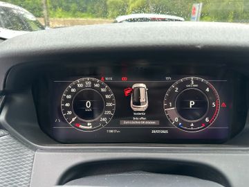 Bild 11 Land Rover Range Rover Velar 240 S