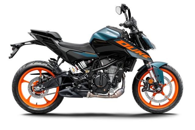 KTM 125 Duke Modell 2024 beide Farben