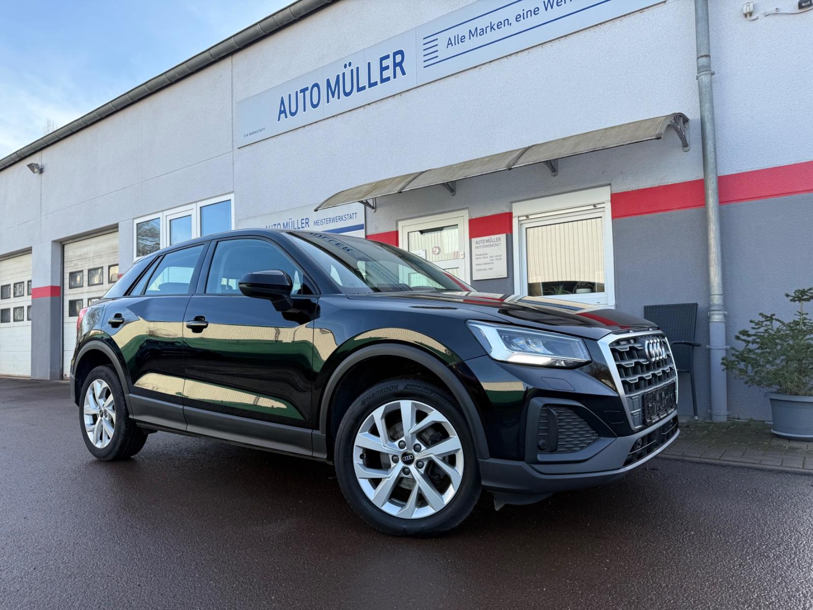 Audi Q2 30 TDI basis S-tronic LED SHZ Kamera