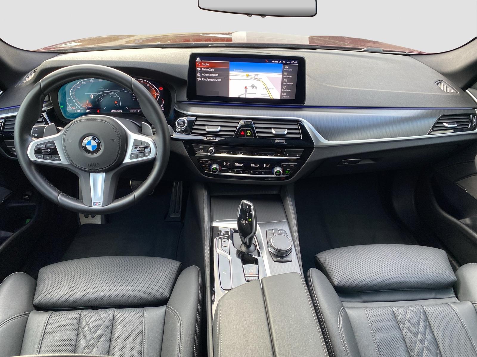 BMW 530d Touring ///M-Sport LED Luftfed. PanoSD AHK
