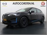 BMW iX xDrive40 327PK Executive SOH 99% AHK 4-Zone E - BMW: E32