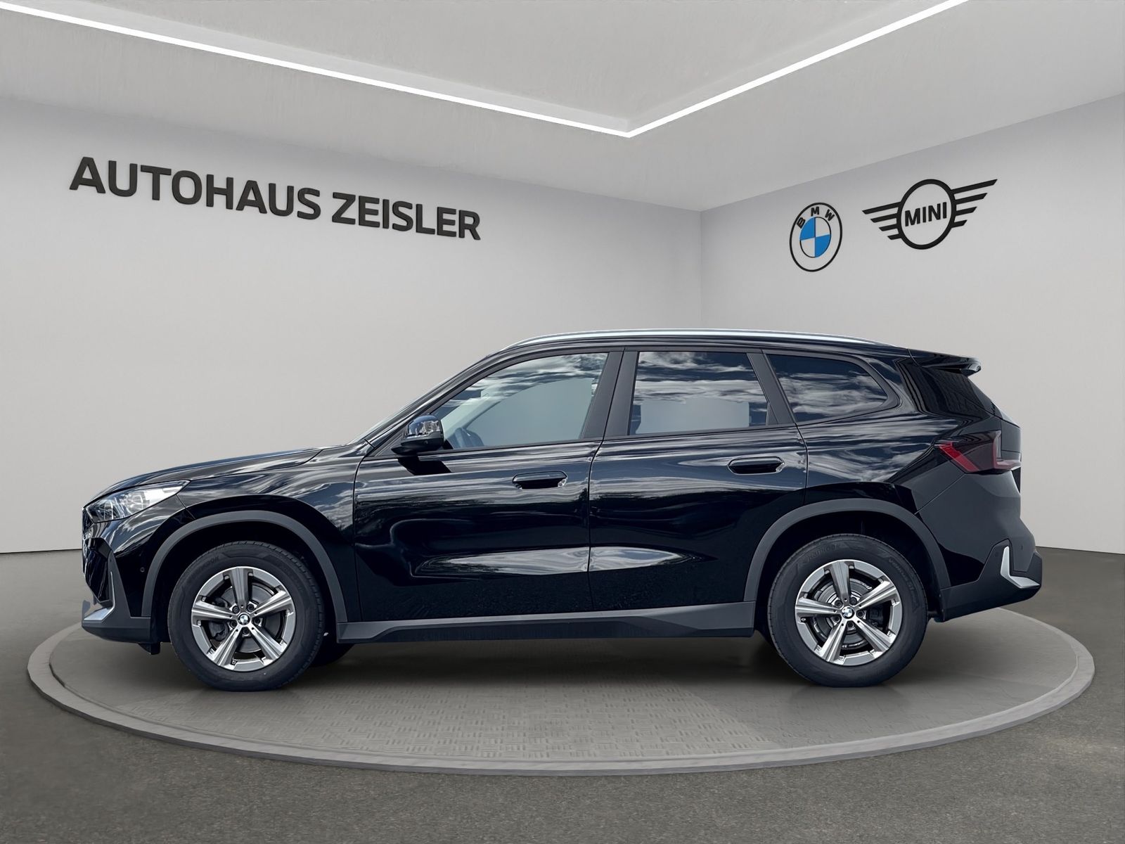 BMW X1 sDrive18i Automatik Head-Up 360°Kamera foto 4
