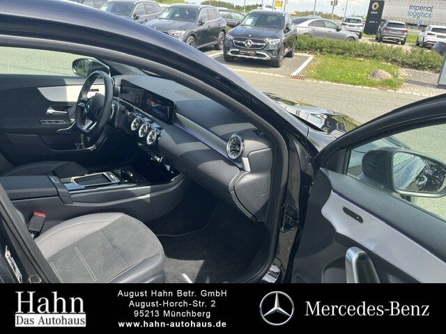 Fahrzeugabbildung Mercedes-Benz A 200 AMG/NIGHT/LED/KAM./DISTRO./AMBI/19ZOLL