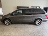 Chrysler Voyager LX 1. Hand 7 Sitze HU 12/2026 - Chrysler Voyager mit Benzin-Antrieb: Kleinbus