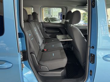Ford Tourneo Connect Active