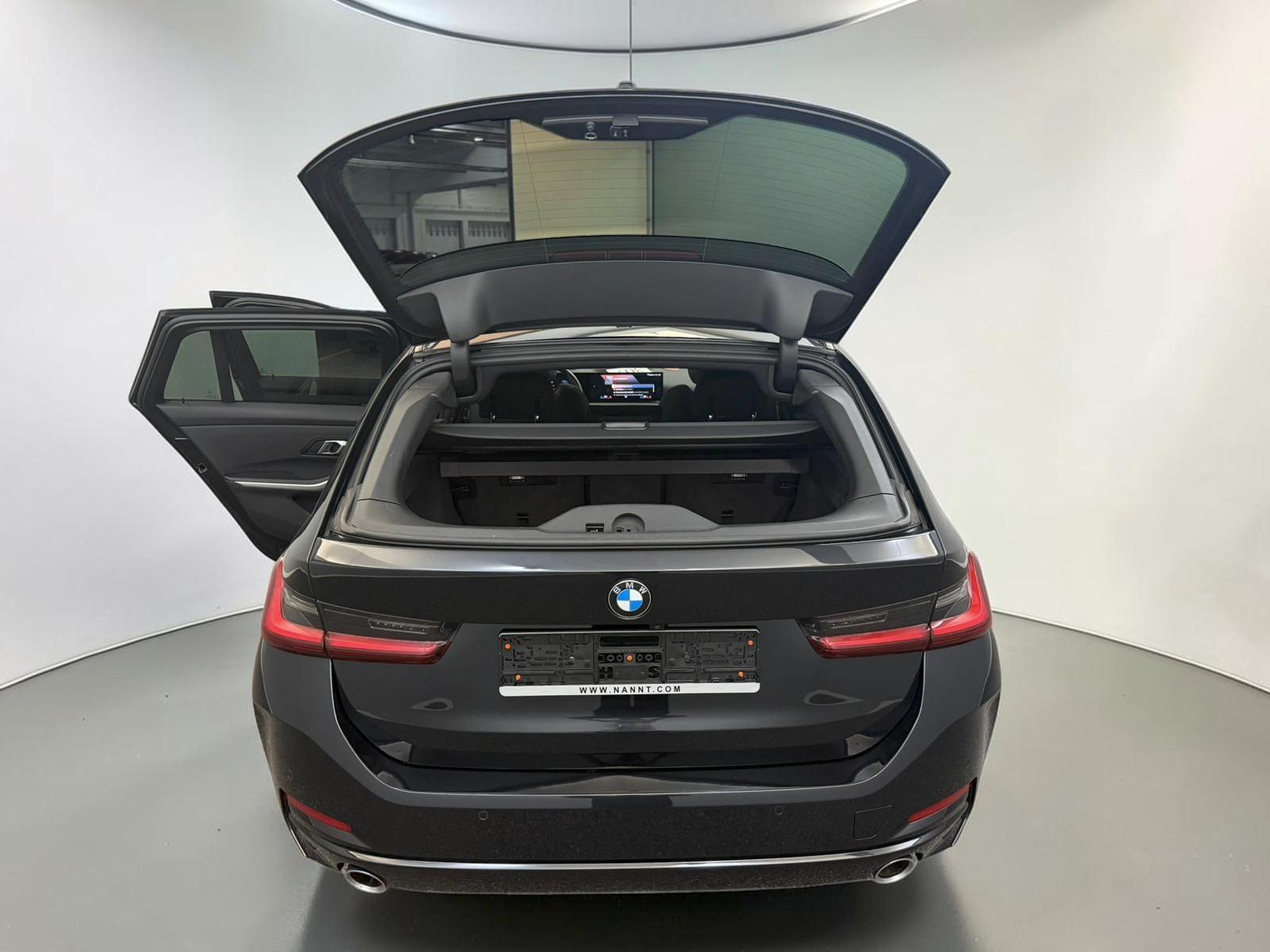 BMW 318d T PANO*ACC*SPORTSITZE*ADAPTIV LED*RÜCKKAM