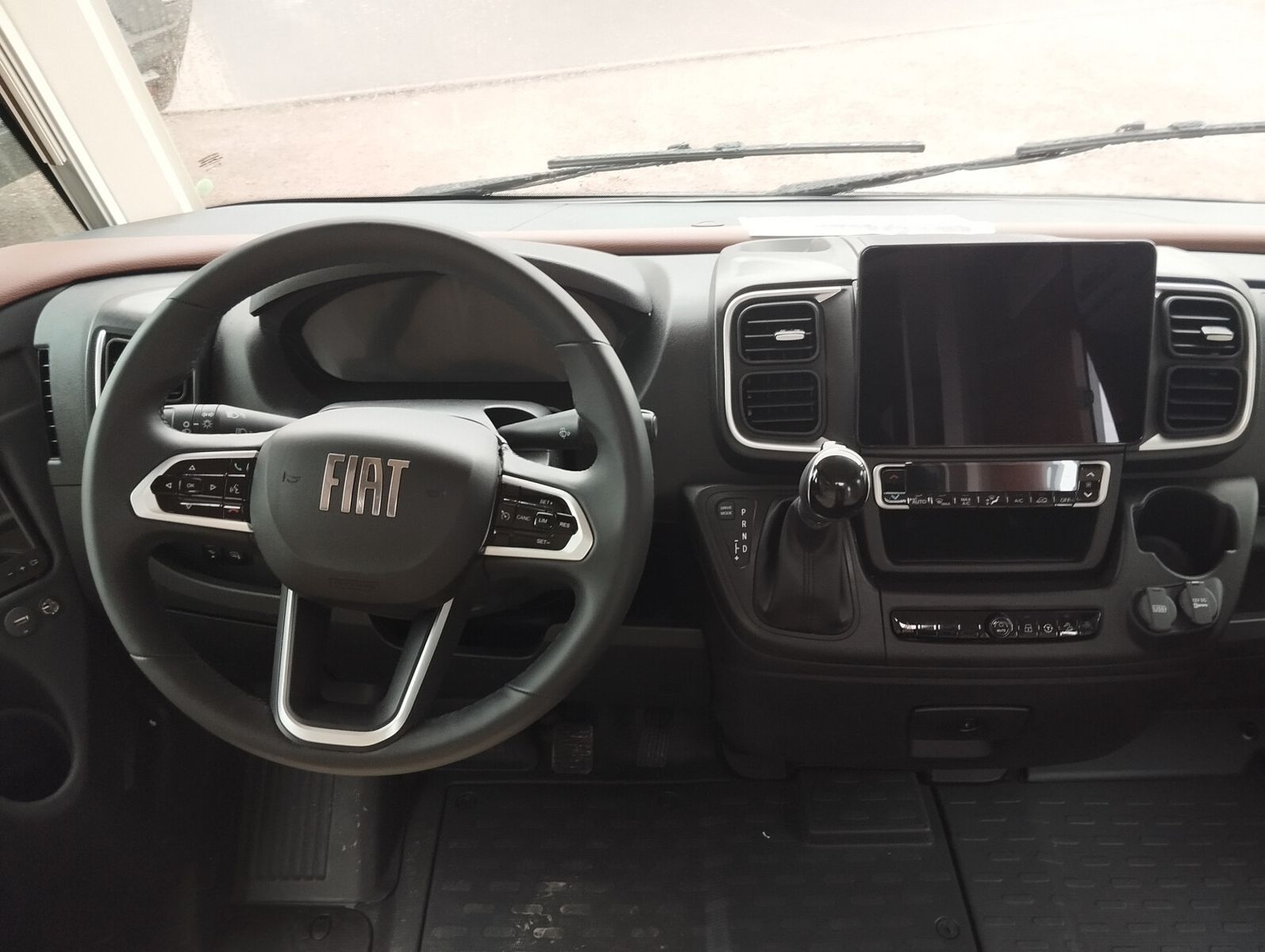 Fahrzeugabbildung Carthago chic c-line superior I 4.9 LE L Fiat,Sat,Markise