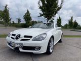 Mercedes-Benz SLK 200 Kompressor Sportpaket Airscarf - Mercedes-Benz SLK 200: Sport