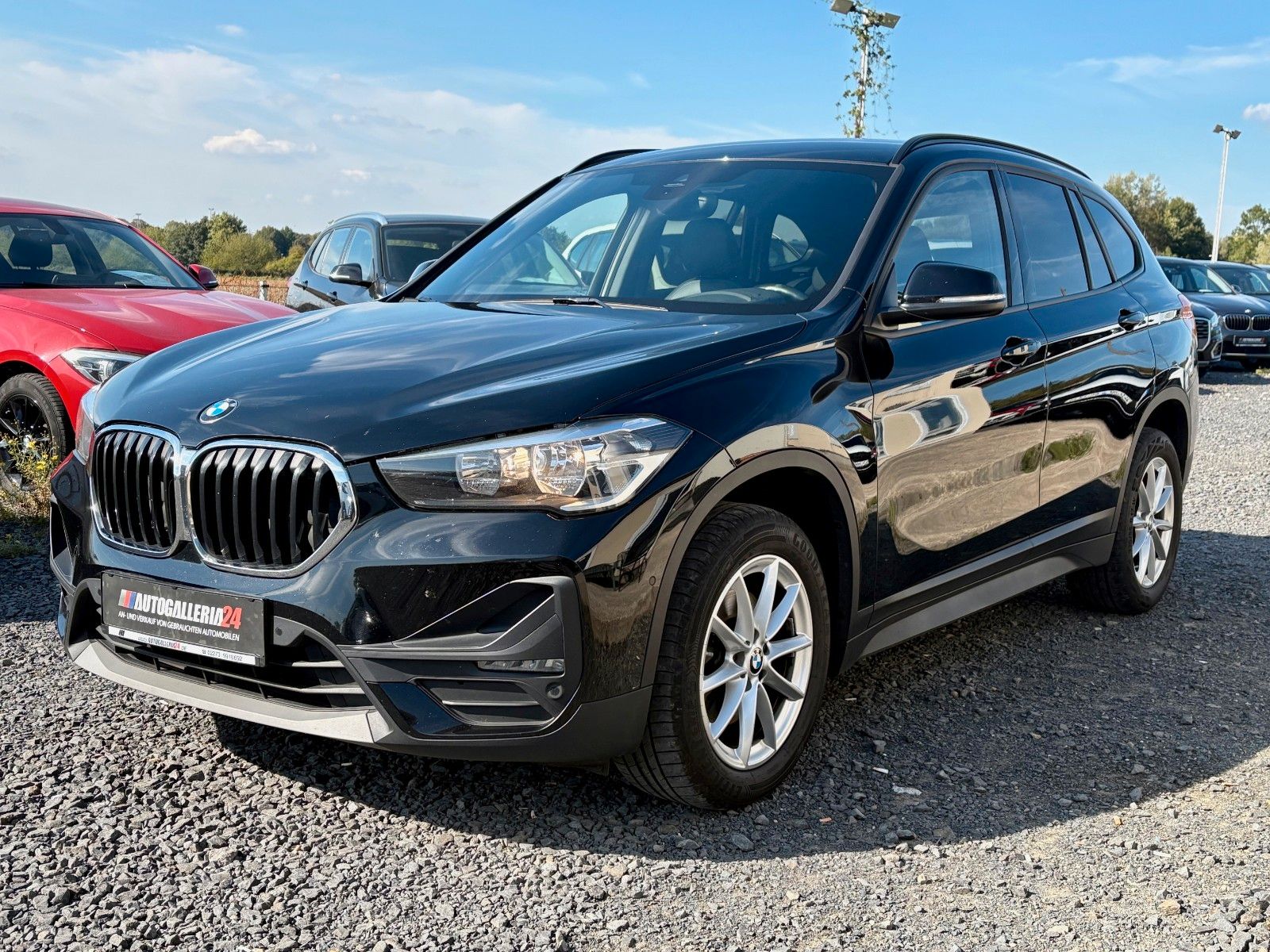 Fahrzeugabbildung BMW X1 sDrive18d Aut. Navi Leder M SPORTLENKRAD 1.HD