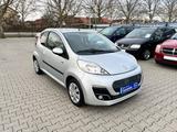 Peugeot 107 Style - 1.Hand  Klima - 75.000Km - Tüv 06/27 - Peugeot 107 mit Benzin-Antrieb: mit Klimaanlage