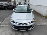 Opel Astra J Edition 2.Hand*Navi*Klima*GARANTIE - Opel Astra: Kombi, J