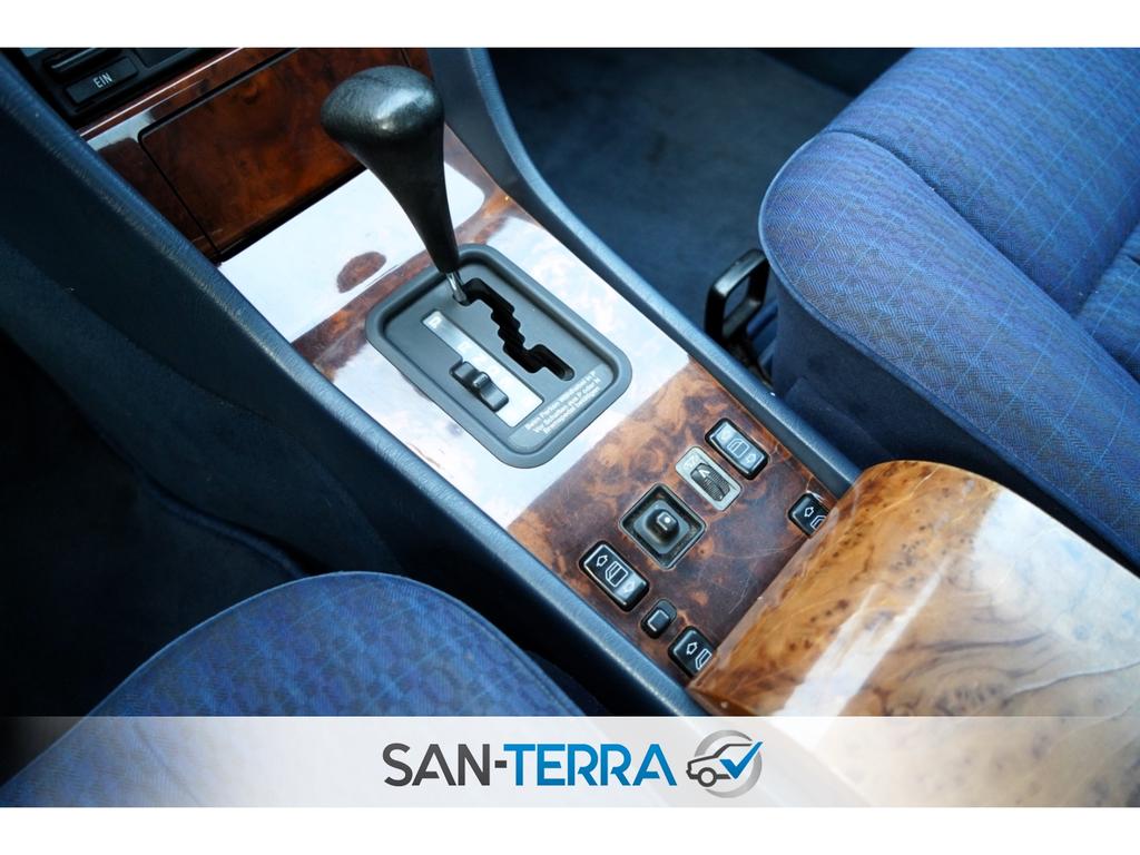 Mercedes-Benz CE 230