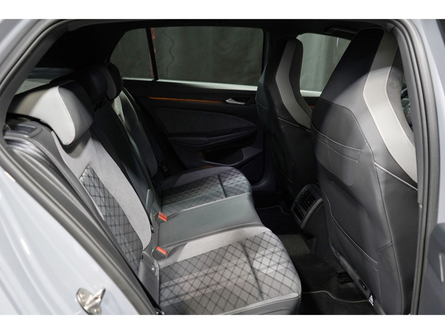 Volkswagen Golf - Bild 10