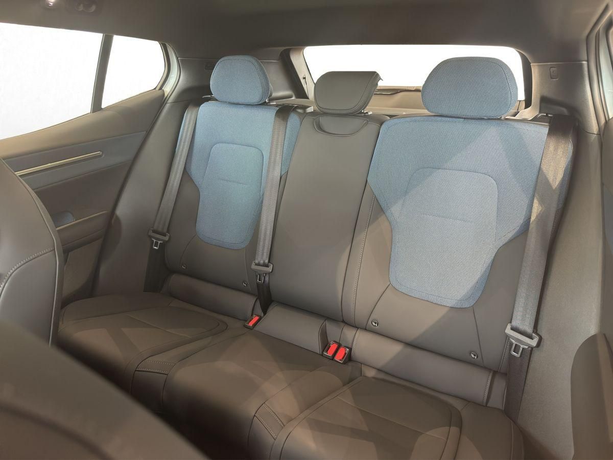 Volvo EX30 - Bild 18