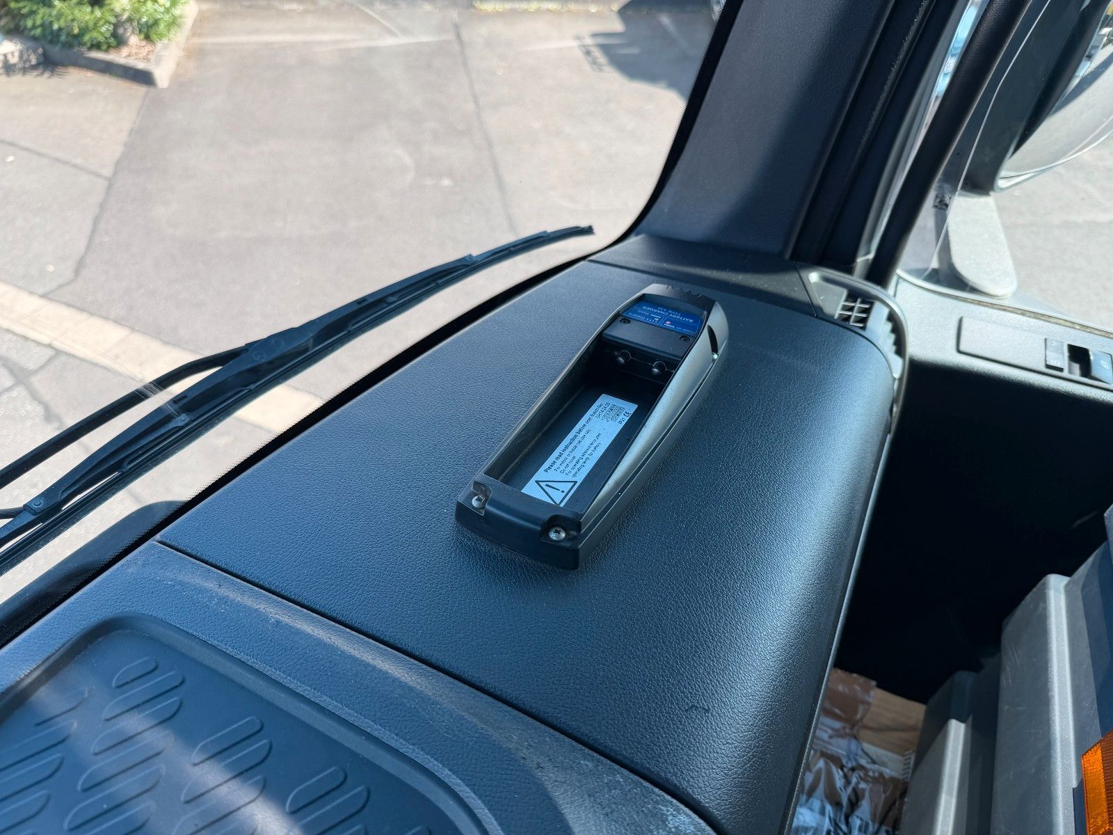 Fahrzeugabbildung Mercedes-Benz Arocs 3251K 8x4 AMTEC Thermokipper +Sprider M25E