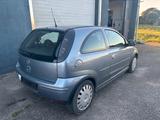 Opel Corsa C - Opel Corsa aus 2005 mit Benzin-Antrieb: Kleinwagen