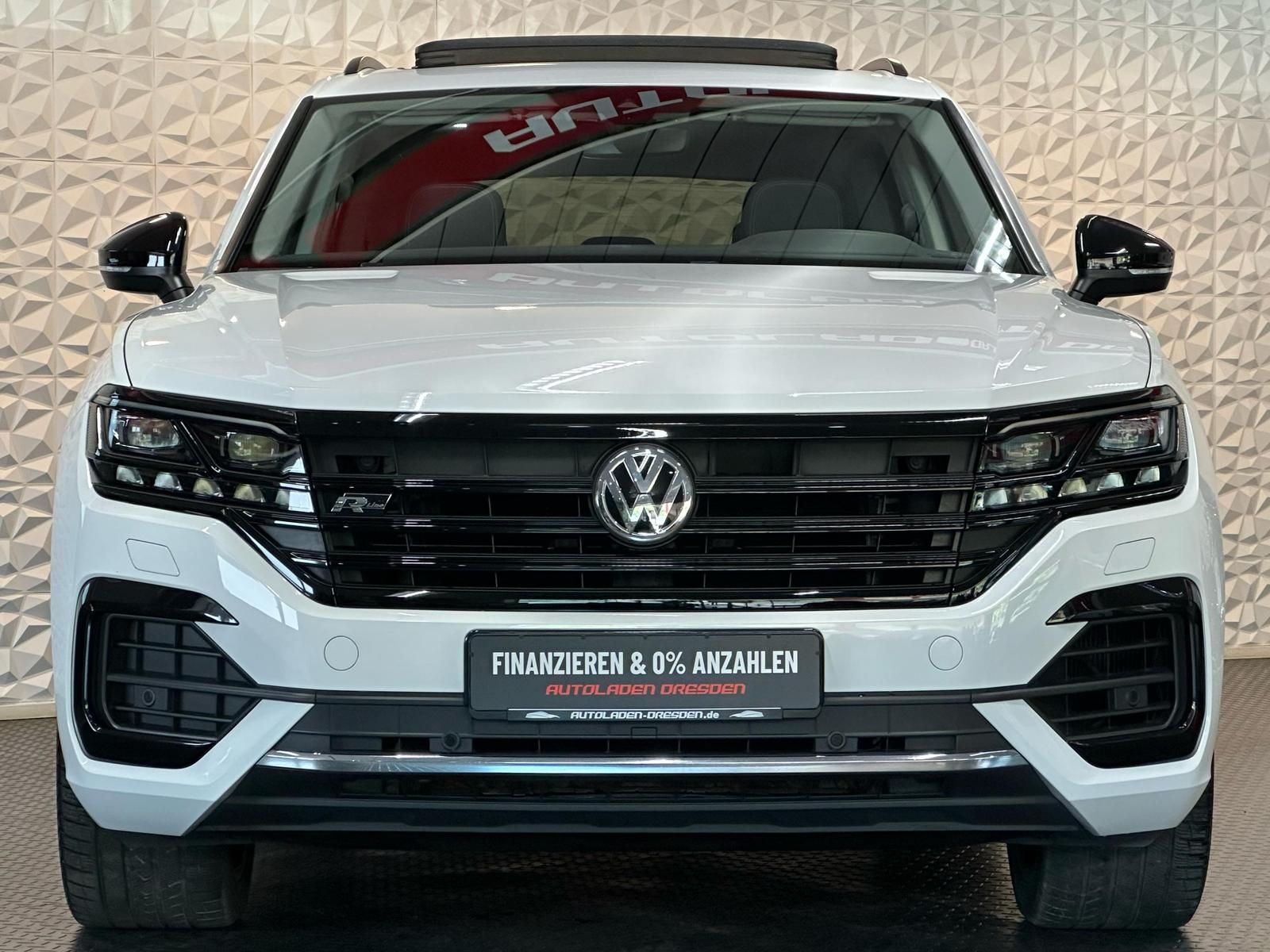VW Touareg 3.0TDI R LINE 4M BLACK MATRIX#AHK#AIR#SH - Image 3