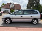 Opel Zafira 1.8 16V Edition 2000*7Sitz*AHK*Klima - Opel Zafira aus 2000: Edition
