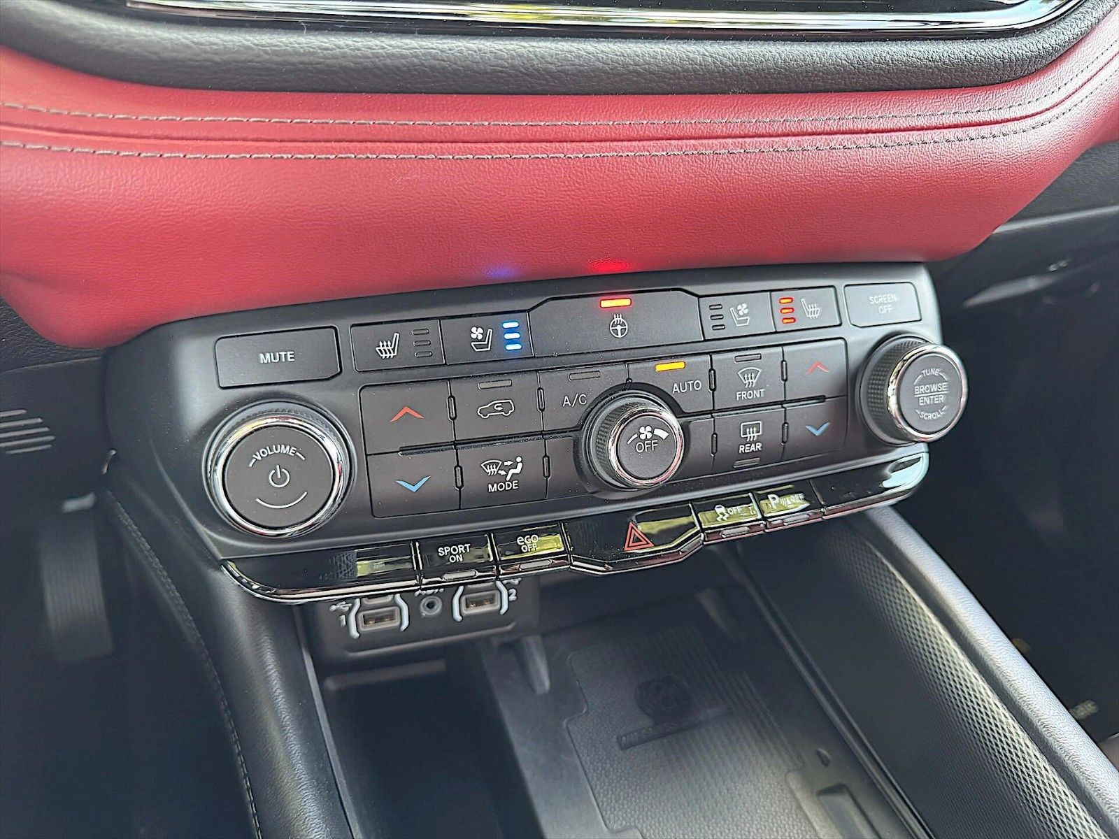 Fahrzeugabbildung Dodge Durango 5.7 V8 R/T 4x4 Night-Paket Modell 22 LED