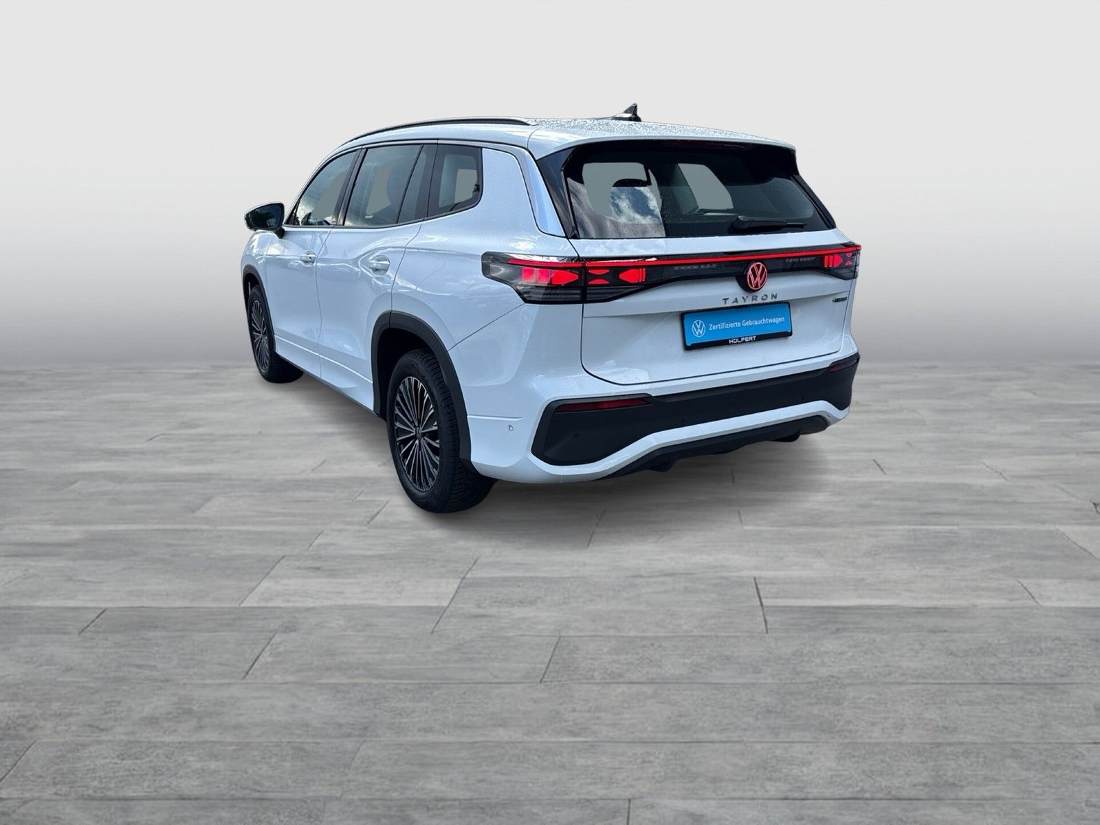 Volkswagen Tayron 2.0 LIFE 4X4 CAM ACC LM18 E-KLAPPE NAVI foto 4