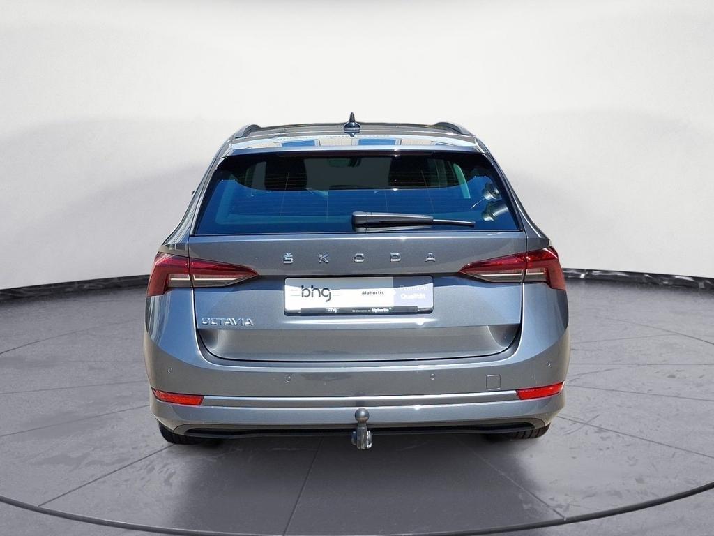 Skoda Octavia 2023 г. Серый, пробег 58333 км